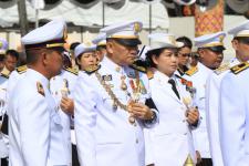 เทศบาลนครแม่สอด เข้าร่วมพิธีถวายดอกไม้จันทน์ ในพระราชพิธีถวายพระเพลิงพระบรมศพ พระบาทสมเด็จพระปรมินทรมหาภูมิพลอดุลยเดช บรมนาถบพิตร