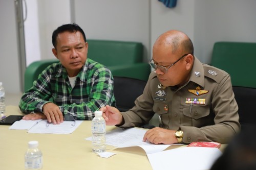 ทน.แม่สอด ร่วมกับสถานีตำรวจภูธรแม่สอด จังหวัดตาก ประชุมหารือการแก้ไขปัญหาการใช้รถจักรยานไฟฟ้า ในเขตพื้นที่เทศบาลนครแม่สอด