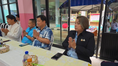 ทน.แม่สอด เข้าร่วมการจัดกิจกรรมหล่อเทียนจำนำพรรษา โรงเรียนเทศบาลวัดดอนแก้ว ประจำปีการศึกษา 2568