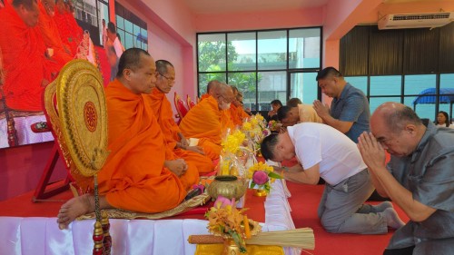 ทน.แม่สอด เข้าร่วมการจัดกิจกรรมหล่อเทียนจำนำพรรษา โรงเรียนเทศบาลวัดดอนแก้ว ประจำปีการศึกษา 2568