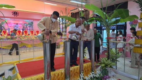 ทน.แม่สอด เข้าร่วมการจัดกิจกรรมหล่อเทียนจำนำพรรษา โรงเรียนเทศบาลวัดดอนแก้ว ประจำปีการศึกษา 2568