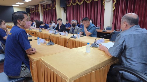 เทศบาลนครแม่สอด ประชุมมอบนโยบายแนวทางการทำงานให้แก่ กองการศึกษา และ กองยุทธศาสตร์และงบประมาณ