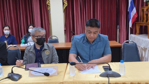 เทศบาลนครแม่สอด ประชุมมอบนโยบายแนวทางการทำงานให้แก่ กองการศึกษา และ กองยุทธศาสตร์และงบประมาณ
