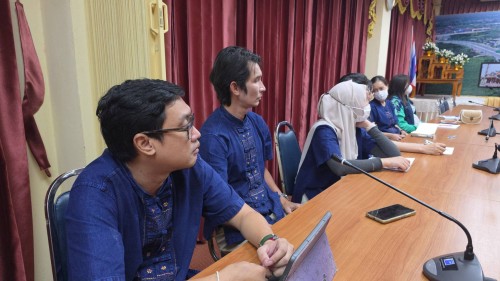 เทศบาลนครแม่สอด ประชุมมอบนโยบายแนวทางการทำงานให้แก่ กองการศึกษา และ กองยุทธศาสตร์และงบประมาณ