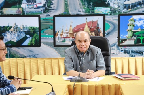 เทศบาลนครแม่สอด ประชุมมอบนโยบายแนวทางการทำงานให้แก่ กองการศึกษา และ กองยุทธศาสตร์และงบประมาณ