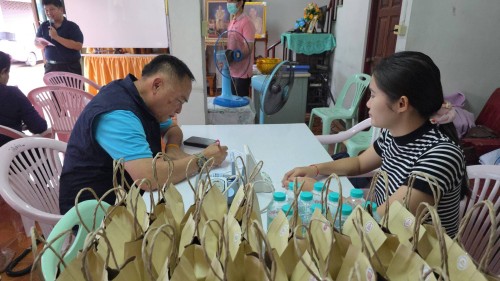 เทศบาลนครแม่สอด เข้าร่วมการประชุมผู้สูงอายุ ชุมชนวัดหลวง ประจำเดือน มิถุนายน 2568