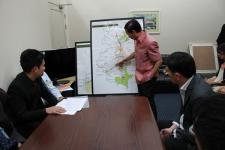 นายกนครแม่สอดนำเสนอแผนแม่บทการจัดตั้งเขตเศรษฐกิจพิเศษแม่สอดต่อผู้ช่วยรัฐมนตรีประจำกระทรวงมหาดไทย 