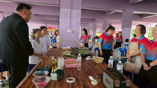 ทน.แม่สอด มอบโอวาทให้แก่นักเรียน โรงเรียนในสังกัดเทศบาลนครแม่สอด ที่เป็นตัวแทนเข้าร่วมการแข่งขันทักษะทางวิชาการระดับภาคเหนือเพื่อพัฒนาสู่ระดับประเทศ
