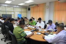 เทศบาลนครแม่สอด จัดการประชุมคณะผู้บริหารและหัวหน้าส่วนราชการเทศบาลนครแม่สอด