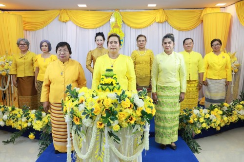 ทน.แม่สอด จัดให้มีการบันทึกเทปถวายพระพรชัยมงคลเนื่องในโอกาส มหามงคลที่พระบาทสมเด็จพระเจ้าอยู่หัวทรงเจริญพระชนมพรรษา 73 พรรษา