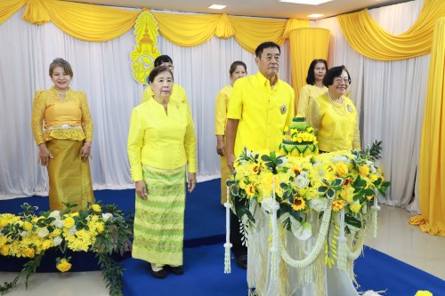 ทน.แม่สอด จัดให้มีการบันทึกเทปถวายพระพรชัยมงคลเนื่องในโอกาส มหามงคลที่พระบาทสมเด็จพระเจ้าอยู่หัวทรงเจริญพระชนมพรรษา 73 พรรษา