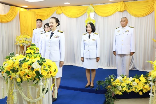 ทน.แม่สอด จัดให้มีการบันทึกเทปถวายพระพรชัยมงคลเนื่องในโอกาส มหามงคลที่พระบาทสมเด็จพระเจ้าอยู่หัวทรงเจริญพระชนมพรรษา 73 พรรษา