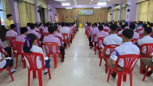ทน.แม่สอด ร่วมพิธีเปิดโครงการอบรมให้ความรู้การป้องกันแก้ไขปัญหายาเสพติดในชุมชนบ้านเหนือสามัคคี