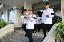 เทศบาลนครแม่สอด เข้าร่วมพิธีถวายดอกไม้จันทน์ ในพระราชพิธีถวายพระเพลิงพระบรมศพ พระบาทสมเด็จพระปรมินทรมหาภูมิพลอดุลยเดช บรมนาถบพิตร