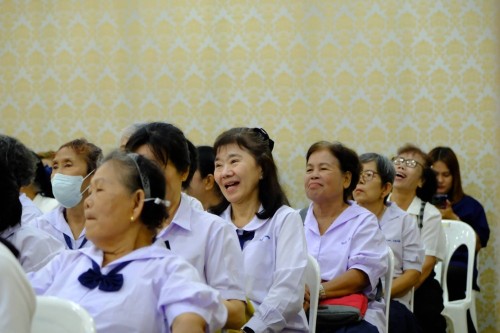 ทน.แม่สอด ร่วมพิธีเปิดการฝึกอบรม \"โครงการส่งเสริมสุขภาพผู้สูงอายุ สร้างจิตใจ ร่างกายแข็งแรง\" รุ่นที่ 3 และโครงการพัฒนาศักยภาพผู้สูงอายุเทศบาลนครแม่สอด