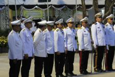 เทศบาลนครแม่สอด เข้าร่วมพิธีถวายดอกไม้จันทน์ ในพระราชพิธีถวายพระเพลิงพระบรมศพ พระบาทสมเด็จพระปรมินทรมหาภูมิพลอดุลยเดช บรมนาถบพิตร