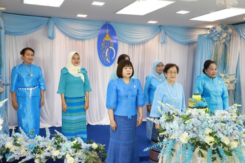 ทน.แม่สอด จัดให้มีการบันทึกเทปถวายพระพรชัยมงคล สมเด็จพระนางเจ้าสิริกิติ์ พระบรมราชินีนาถ พระบรมราชชนนีพันปีหลวง ทรงเจริญพระชนมพรรษา 93 พรรษา          