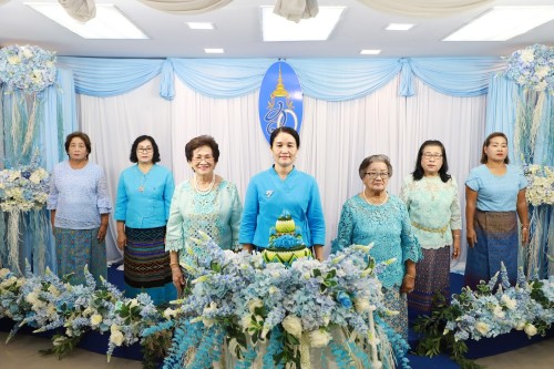 ทน.แม่สอด จัดให้มีการบันทึกเทปถวายพระพรชัยมงคล สมเด็จพระนางเจ้าสิริกิติ์ พระบรมราชินีนาถ พระบรมราชชนนีพันปีหลวง ทรงเจริญพระชนมพรรษา 93 พรรษา          