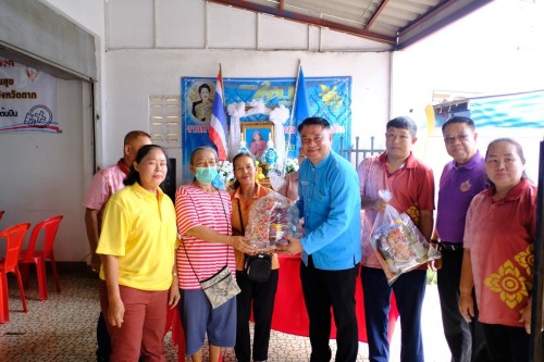 เทศบาลนครแม่สอด ลงพื้นที่มอบถุงยังชีพผู้ประสบภัยน้ำท่วม ในเขตพื้นที่เขตเทศบาลนครแม่สอด 