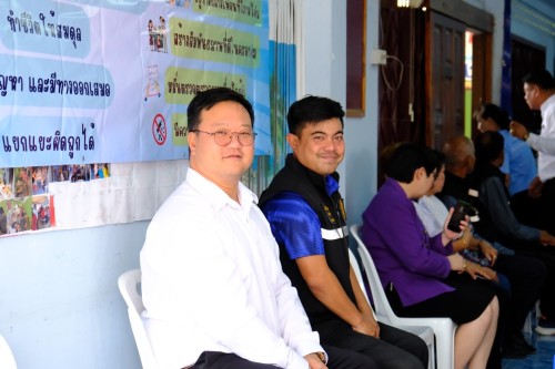 ทน.แม่สอด ร่วมพิธีเปิดโครงการอบรมให้ความรู้  การป้องกันแก้ไขปัญหายาเสพติดในชุมชนร่วมแรง