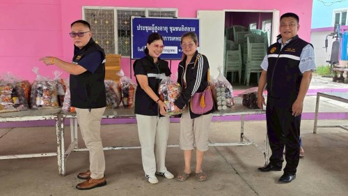 เทศบาลนครแม่สอด ลงพื้นที่มอบถุงยังชีพให้แก่ ผู้ประสบเหตุอุทกภัย ในเขตเทศบาลนครแม่สอด