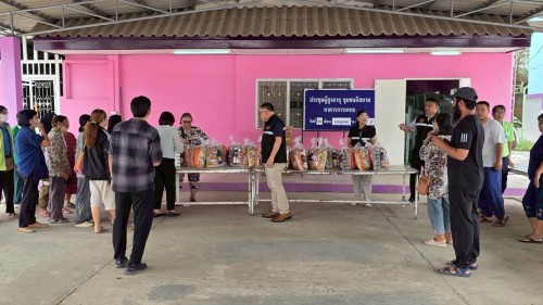 เทศบาลนครแม่สอด ลงพื้นที่มอบถุงยังชีพให้แก่ ผู้ประสบเหตุอุทกภัย ในเขตเทศบาลนครแม่สอด