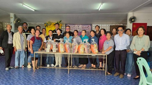 เทศบาลนครแม่สอด ลงพื้นที่มอบถุงยังชีพให้แก่ ผู้ประสบเหตุอุทกภัย ในเขตเทศบาลนครแม่สอด