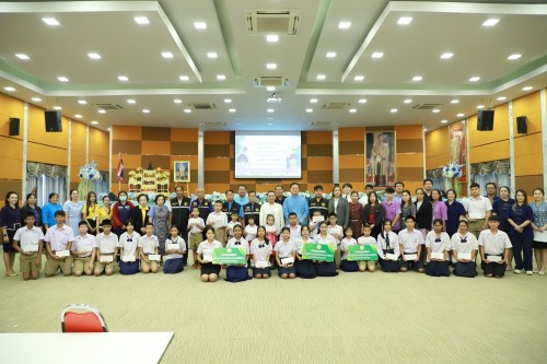 ทน.แม่สอด จัดโครงการทุนการศึกษาสำหรับนักศึกษาและการให้ความช่วยเหลือนักเรียนในเขตเทศบาลนครแม่สอด