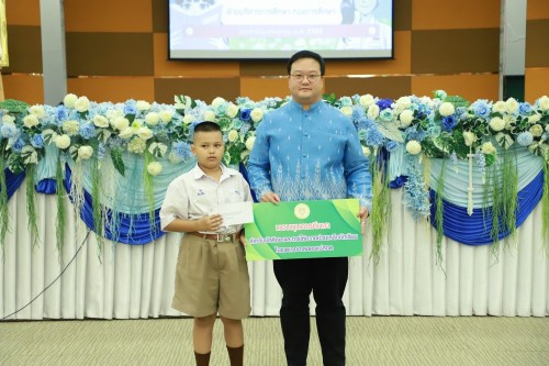 ทน.แม่สอด จัดโครงการทุนการศึกษาสำหรับนักศึกษาและการให้ความช่วยเหลือนักเรียนในเขตเทศบาลนครแม่สอด
