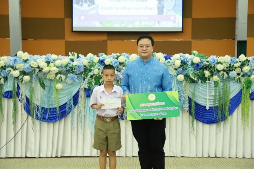 ทน.แม่สอด จัดโครงการทุนการศึกษาสำหรับนักศึกษาและการให้ความช่วยเหลือนักเรียนในเขตเทศบาลนครแม่สอด