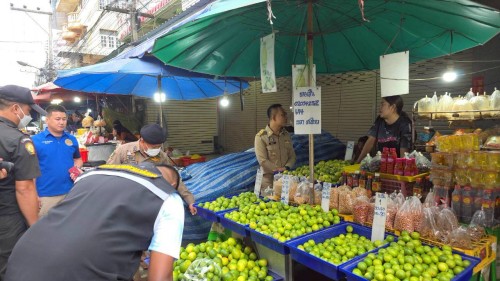 ทน.แม่สอด บูรณาการร่วมกับ ฝ่ายปกครองอำเภอแม่สอด ตรวจคนเข้าเมืองตาก สถานีตำรวจภูธรแม่สอด สำนักงานจัดหางานแม่สอด ลงพื้นที่จัดระเบียบตลาดสดพาเจริญ