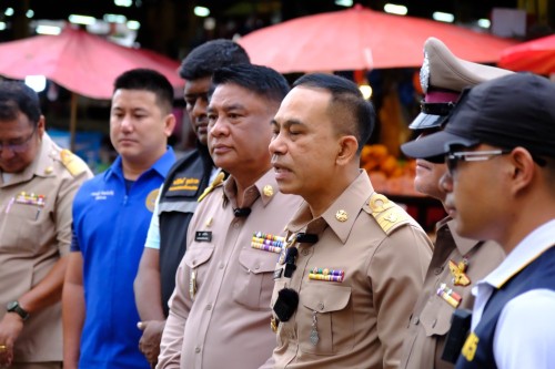 ทน.แม่สอด บูรณาการร่วมกับ ฝ่ายปกครองอำเภอแม่สอด ตรวจคนเข้าเมืองตาก สถานีตำรวจภูธรแม่สอด สำนักงานจัดหางานแม่สอด ลงพื้นที่จัดระเบียบตลาดสดพาเจริญ