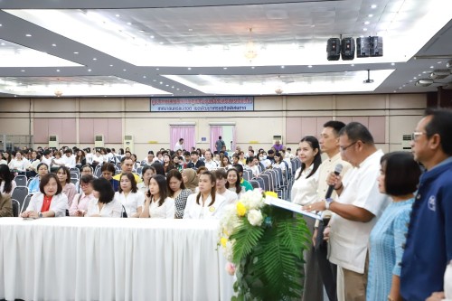 ทน.แม่สอด จัดโครงการฝึกอบรมส่งเสริมคุณธรรมจริยธรรมบุคลากรในสังกัดเทศบาลนครแม่สอด
