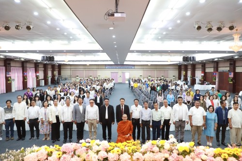 ทน.แม่สอด จัดโครงการฝึกอบรมส่งเสริมคุณธรรมจริยธรรมบุคลากรในสังกัดเทศบาลนครแม่สอด