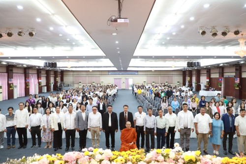 ทน.แม่สอด จัดโครงการฝึกอบรมส่งเสริมคุณธรรมจริยธรรมบุคลากรในสังกัดเทศบาลนครแม่สอด