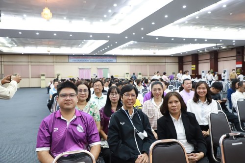 ทน.แม่สอด จัดโครงการฝึกอบรมส่งเสริมคุณธรรมจริยธรรมบุคลากรในสังกัดเทศบาลนครแม่สอด