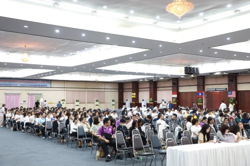 ทน.แม่สอด จัดโครงการฝึกอบรมส่งเสริมคุณธรรมจริยธรรมบุคลากรในสังกัดเทศบาลนครแม่สอด
