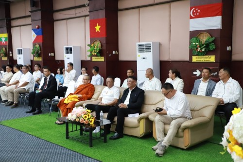 ทน.แม่สอด จัดโครงการฝึกอบรมส่งเสริมคุณธรรมจริยธรรมบุคลากรในสังกัดเทศบาลนครแม่สอด