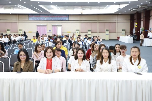 ทน.แม่สอด จัดโครงการฝึกอบรมส่งเสริมคุณธรรมจริยธรรมบุคลากรในสังกัดเทศบาลนครแม่สอด