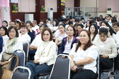 ทน.แม่สอด จัดโครงการฝึกอบรมส่งเสริมคุณธรรมจริยธรรมบุคลากรในสังกัดเทศบาลนครแม่สอด