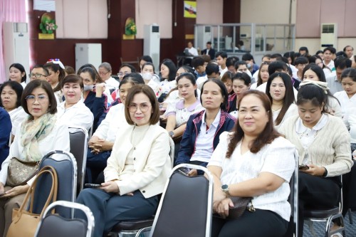 ทน.แม่สอด จัดโครงการฝึกอบรมส่งเสริมคุณธรรมจริยธรรมบุคลากรในสังกัดเทศบาลนครแม่สอด