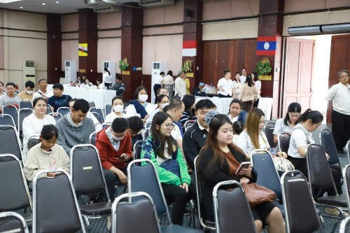 ทน.แม่สอด จัดโครงการฝึกอบรมส่งเสริมคุณธรรมจริยธรรมบุคลากรในสังกัดเทศบาลนครแม่สอด