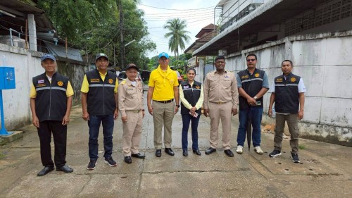 ทน.แม่สอด ร่วมกับ เรือนจำอำเภอแม่สอด ลงพื้นที่ขุดลอกท่อระบายน้ำ ในเขตพื้นที่เทศบาลนครแม่สอด