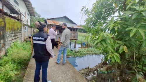 ทน.แม่สอด ร่วมกับ เรือนจำอำเภอแม่สอด ลงพื้นที่ขุดลอกท่อระบายน้ำ ในเขตพื้นที่เทศบาลนครแม่สอด