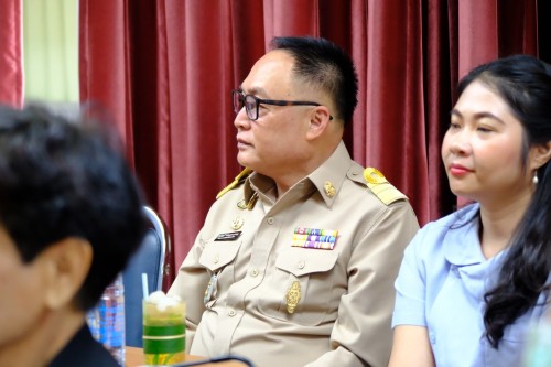 เทศบาลนครแม่สอด เข้าร่วมการประชุมชมรมผู้สูงอายุเทศบาลนครแม่สอด