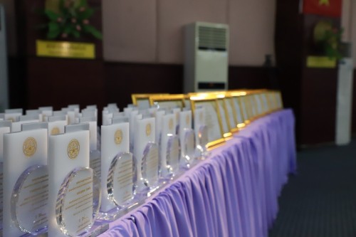 ทน.แม่สอด จัดโครงการจัดงานยกย่องและเชิดชูเกียรติบุคลากรของเทศบาลนครแม่สอด ประจำปีงบประมาณ พ.ศ. 2568