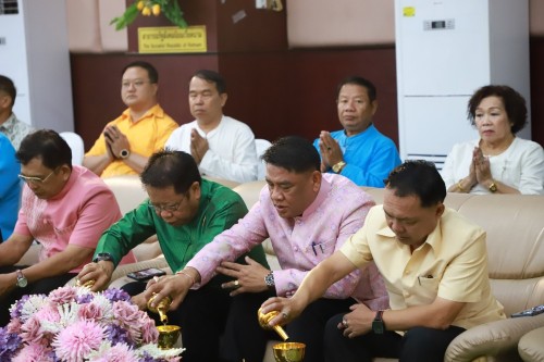 ทน.แม่สอด จัดโครงการจัดงานยกย่องและเชิดชูเกียรติบุคลากรของเทศบาลนครแม่สอด ประจำปีงบประมาณ พ.ศ. 2568