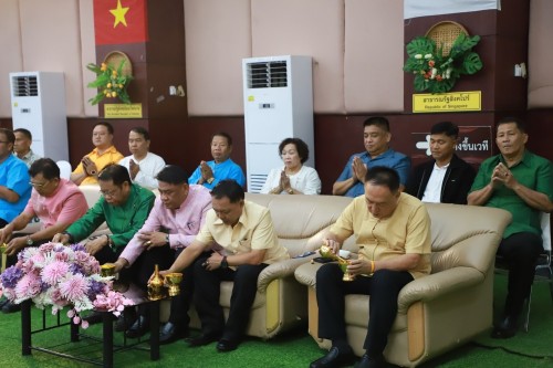 ทน.แม่สอด จัดโครงการจัดงานยกย่องและเชิดชูเกียรติบุคลากรของเทศบาลนครแม่สอด ประจำปีงบประมาณ พ.ศ. 2568