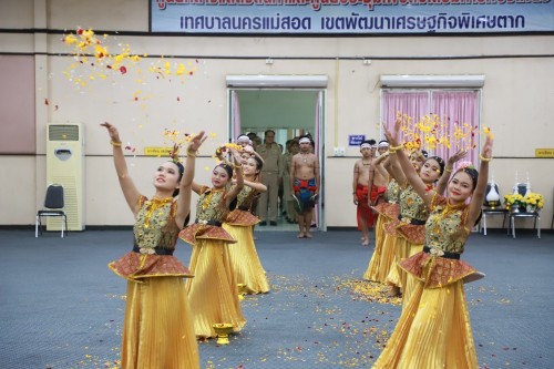 ทน.แม่สอด จัดโครงการจัดงานยกย่องและเชิดชูเกียรติบุคลากรของเทศบาลนครแม่สอด ประจำปีงบประมาณ พ.ศ. 2568