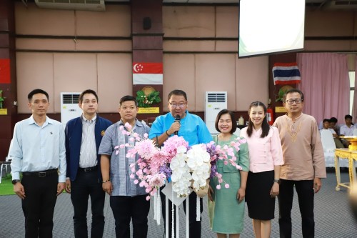 ทน.แม่สอด จัดโครงการจัดงานยกย่องและเชิดชูเกียรติบุคลากรของเทศบาลนครแม่สอด ประจำปีงบประมาณ พ.ศ. 2568